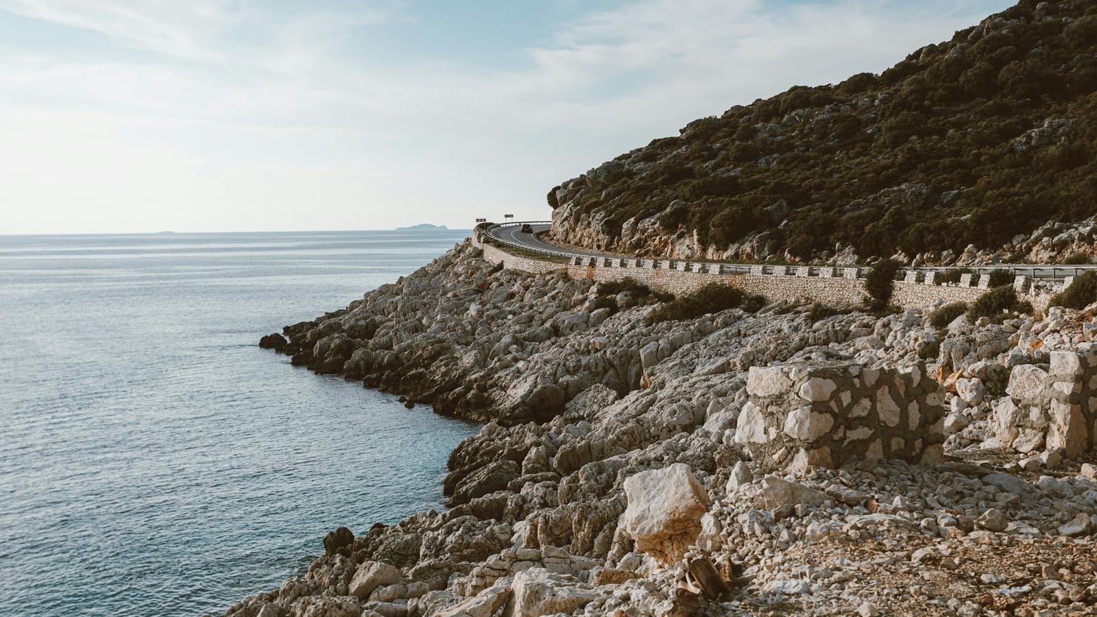 Route côtière de la Riviera de Budva près de Bečići